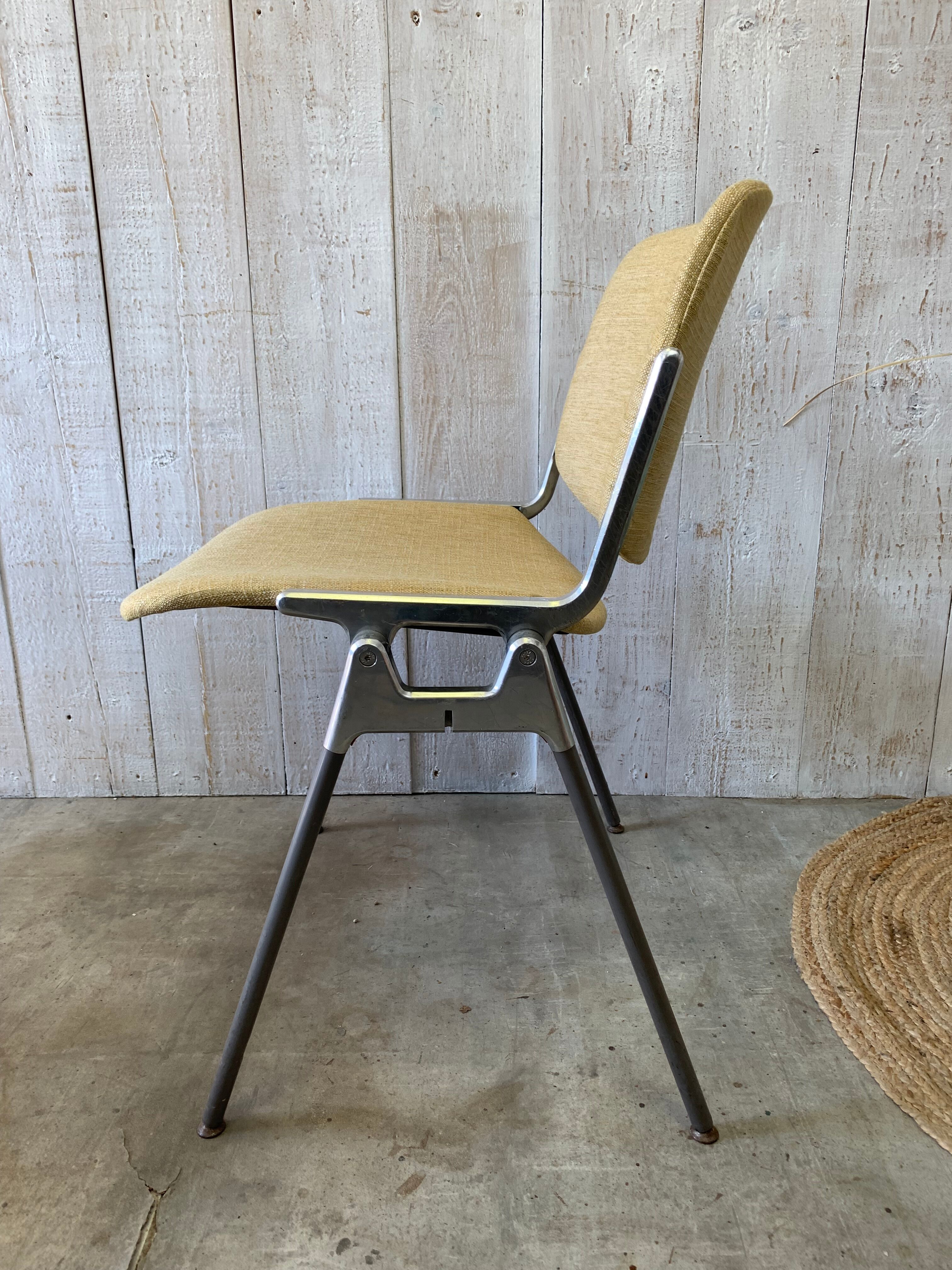 Series of 4 chairs by Piretti Giancarlo, Castelli