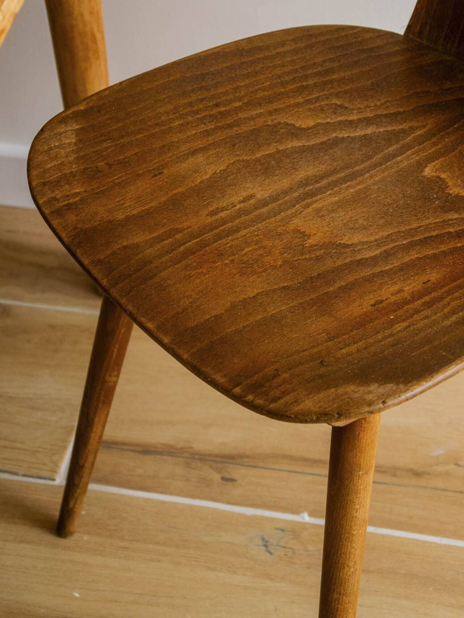 Wooden chair Baumann model Gentiane