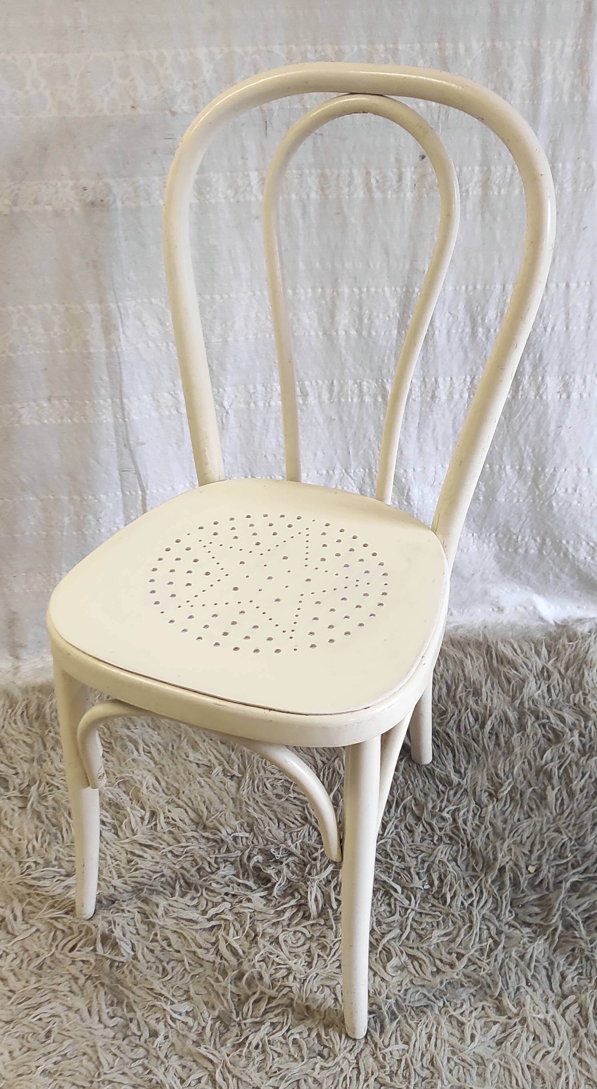 Bentwood bistro chairs - mid 20th century