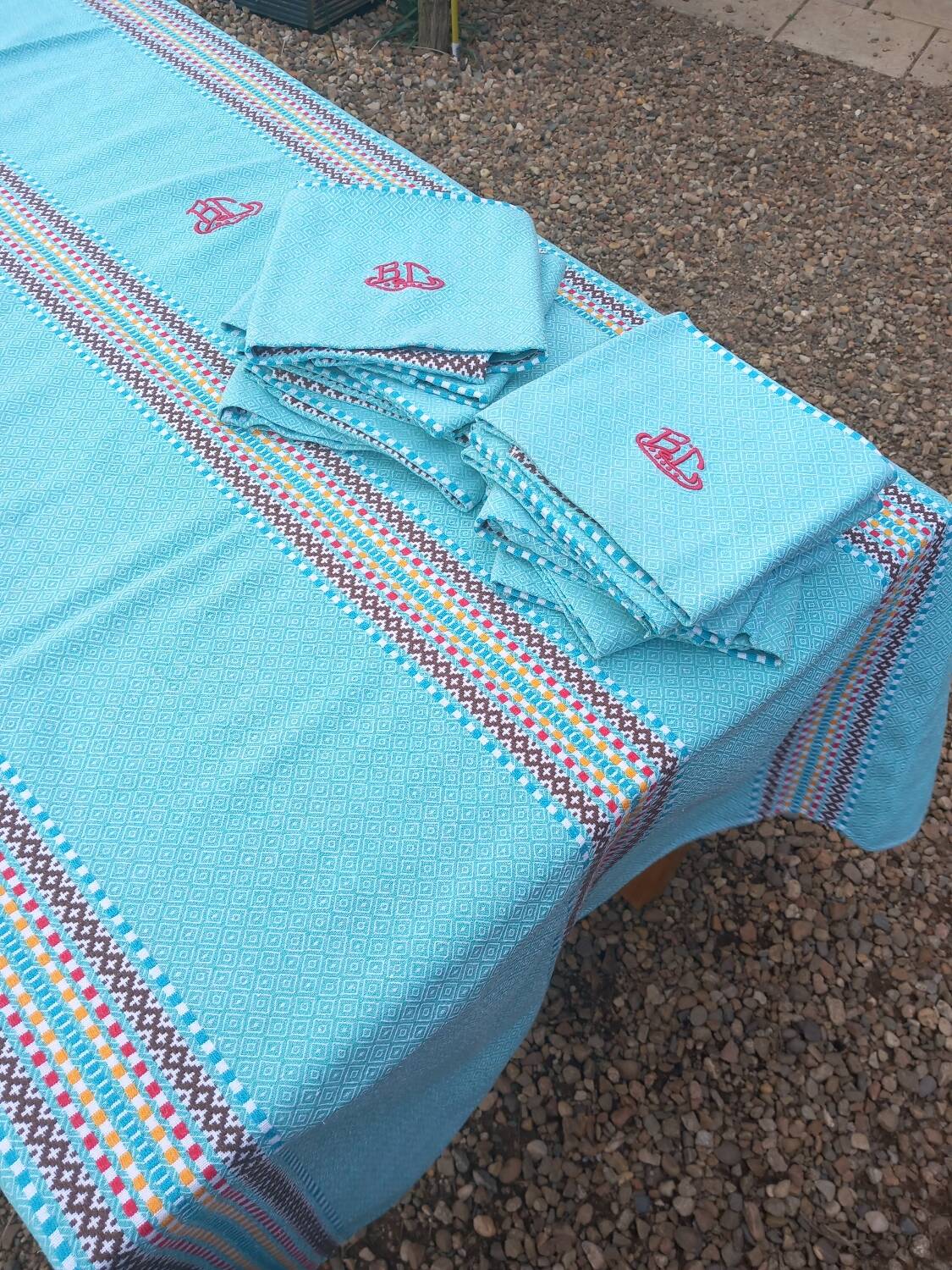 Old tablecloth 2.80 m + 12 napkins