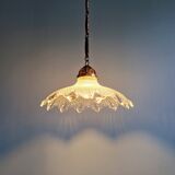 Suspension art déco en verre transparent festonné, années 1920-30