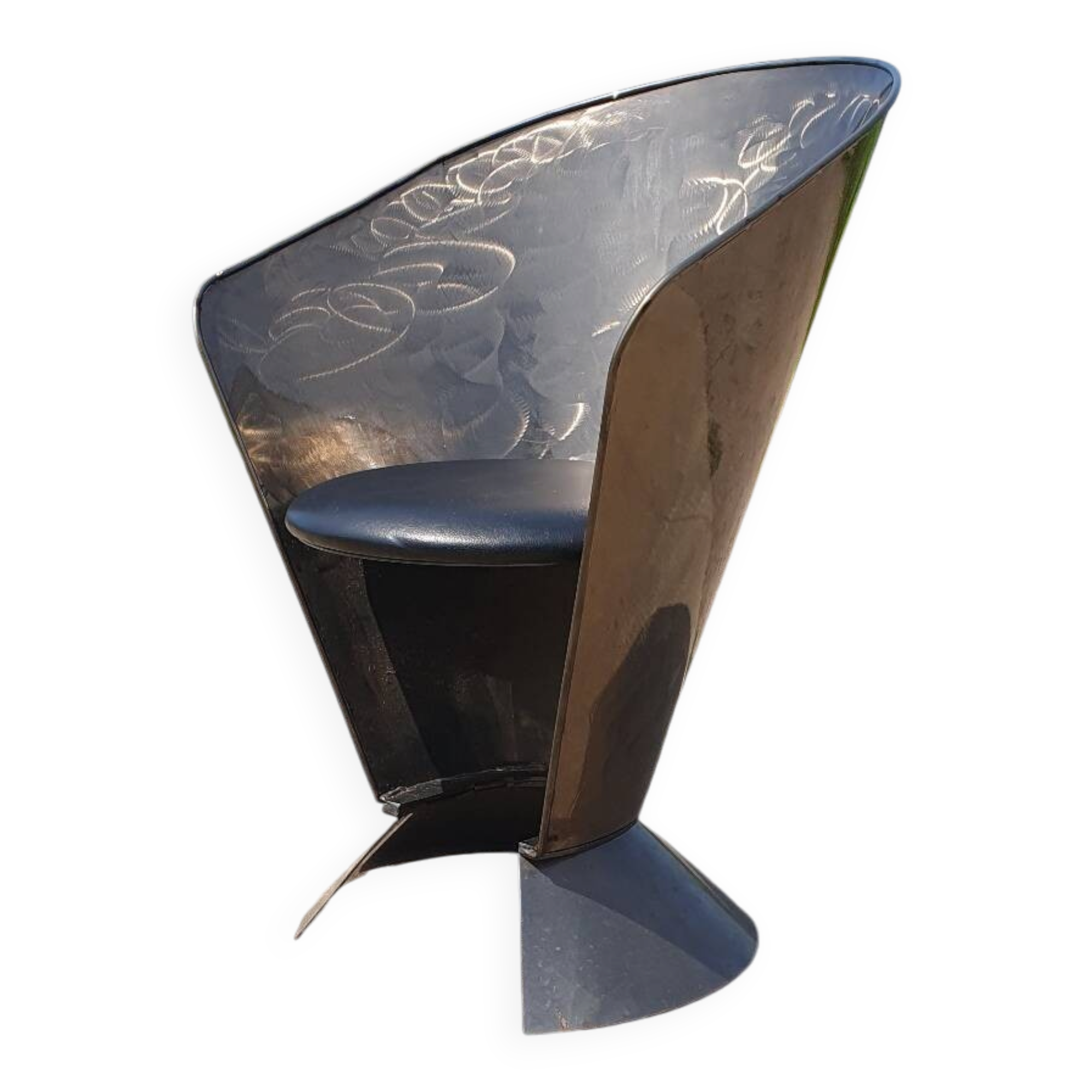 Chaise sculpturale en métal vintage en forme de cône industriel