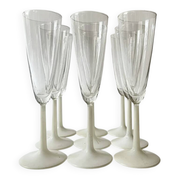 Service 9 coupes a champagne en verre et verre dépoli opaline, France 1970