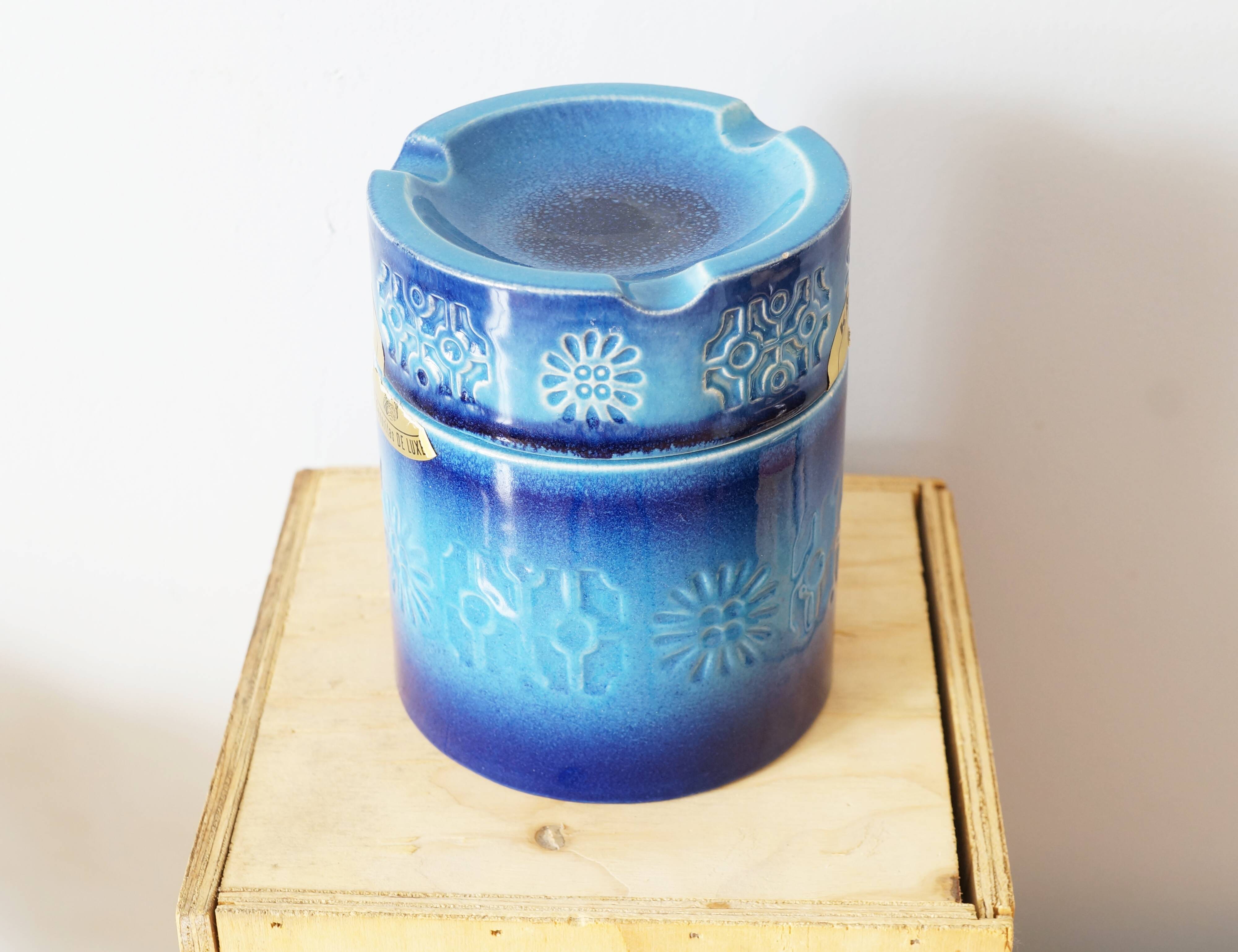 antique karel ceramic cigar box, with ashtray lid, 60s