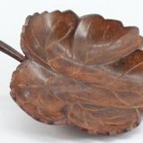 Empty ceramic sheet pocket