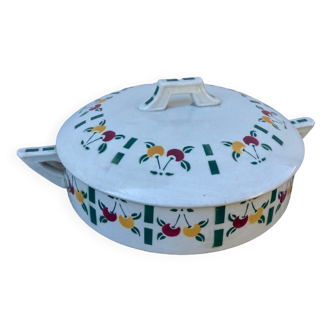 White Gien ceramic tureen and fruit motifs