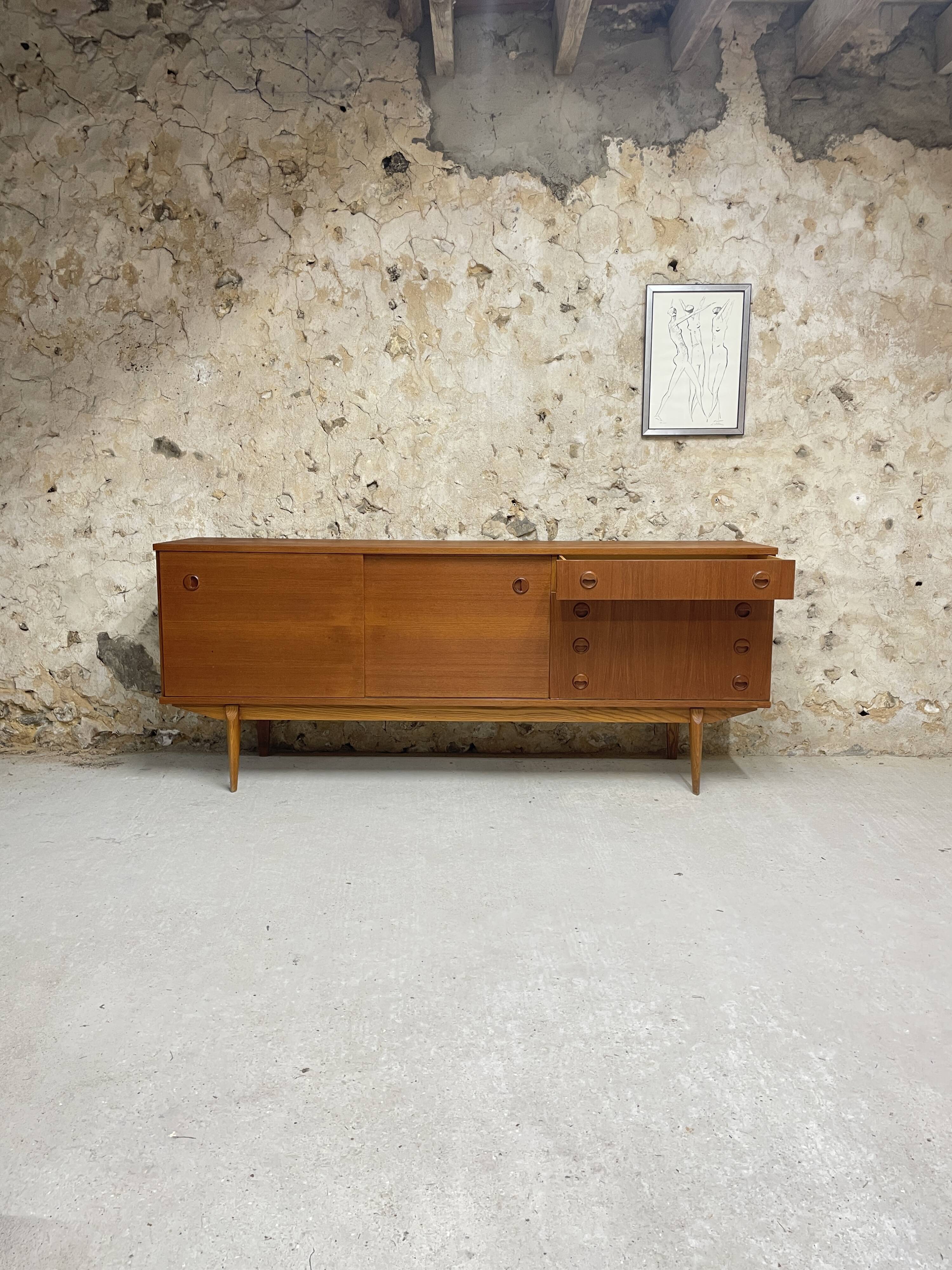 Scandinavian enfilade style