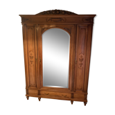 Armoire ancienne en noyer