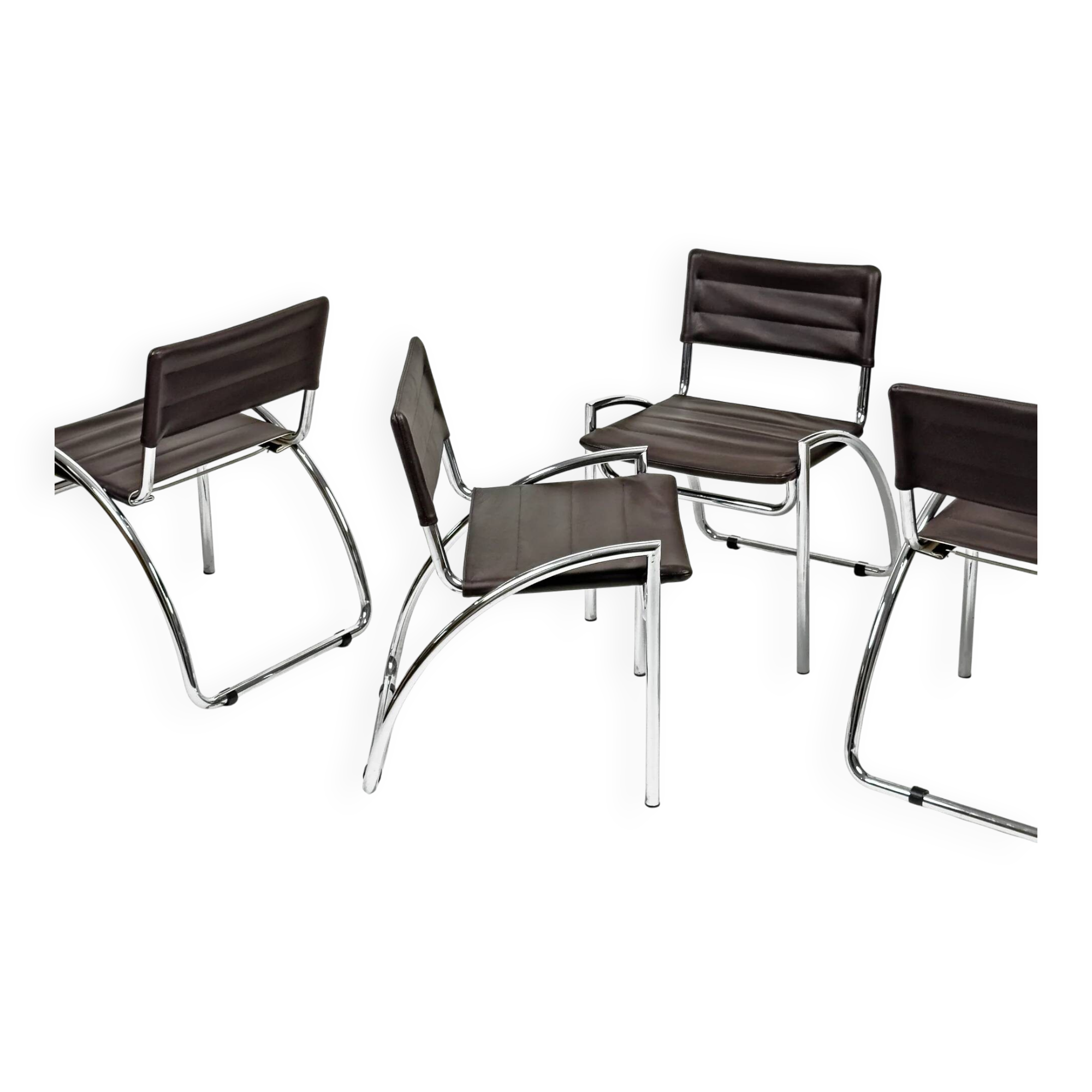 Ensemble de 4 chaises « Lira » de Gae Aulenti – années 1970