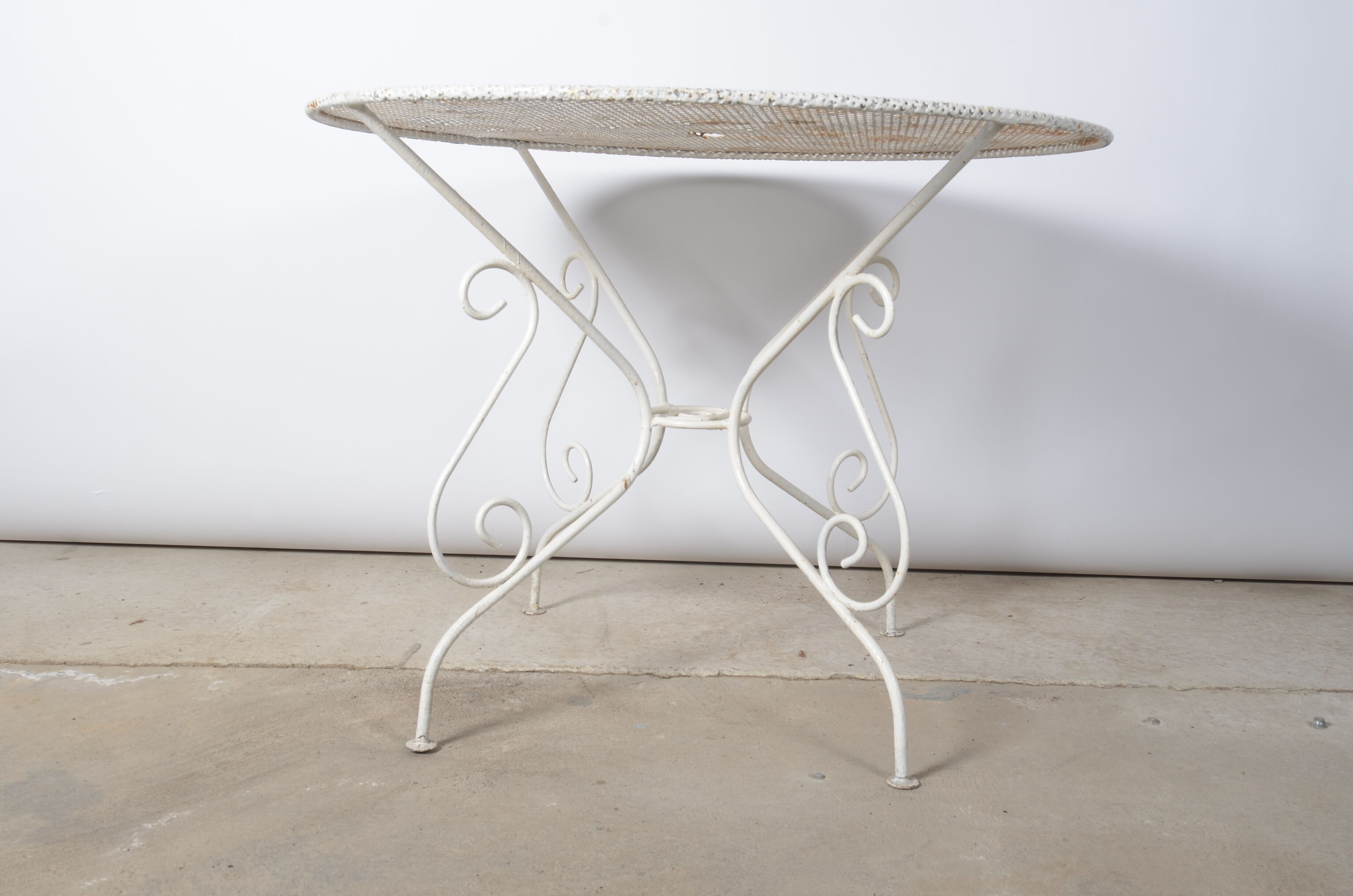 Table de jardin en fer forgé