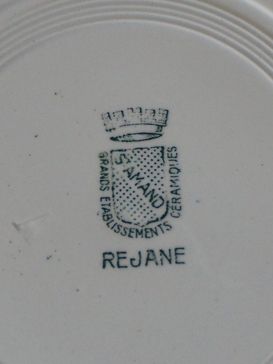 Set of 6 Terre de Fer plates, Réjane St Amand model