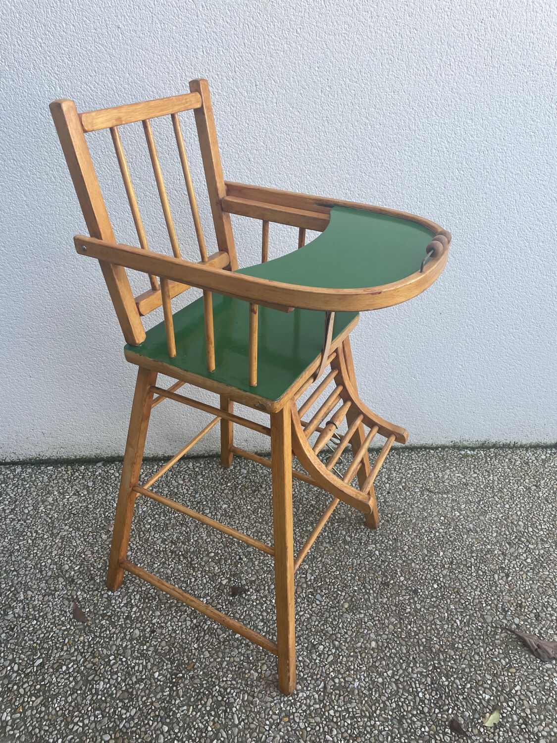 Vintage baby chair