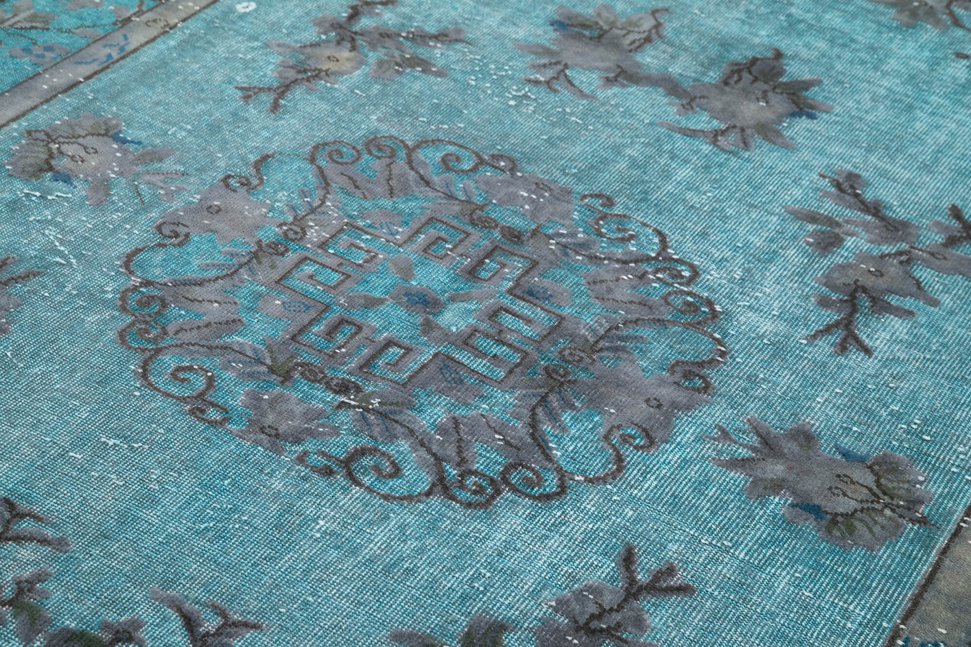 Hand-knotted contemporary oriental 1980s 200 cm x 291 cm blue carpet