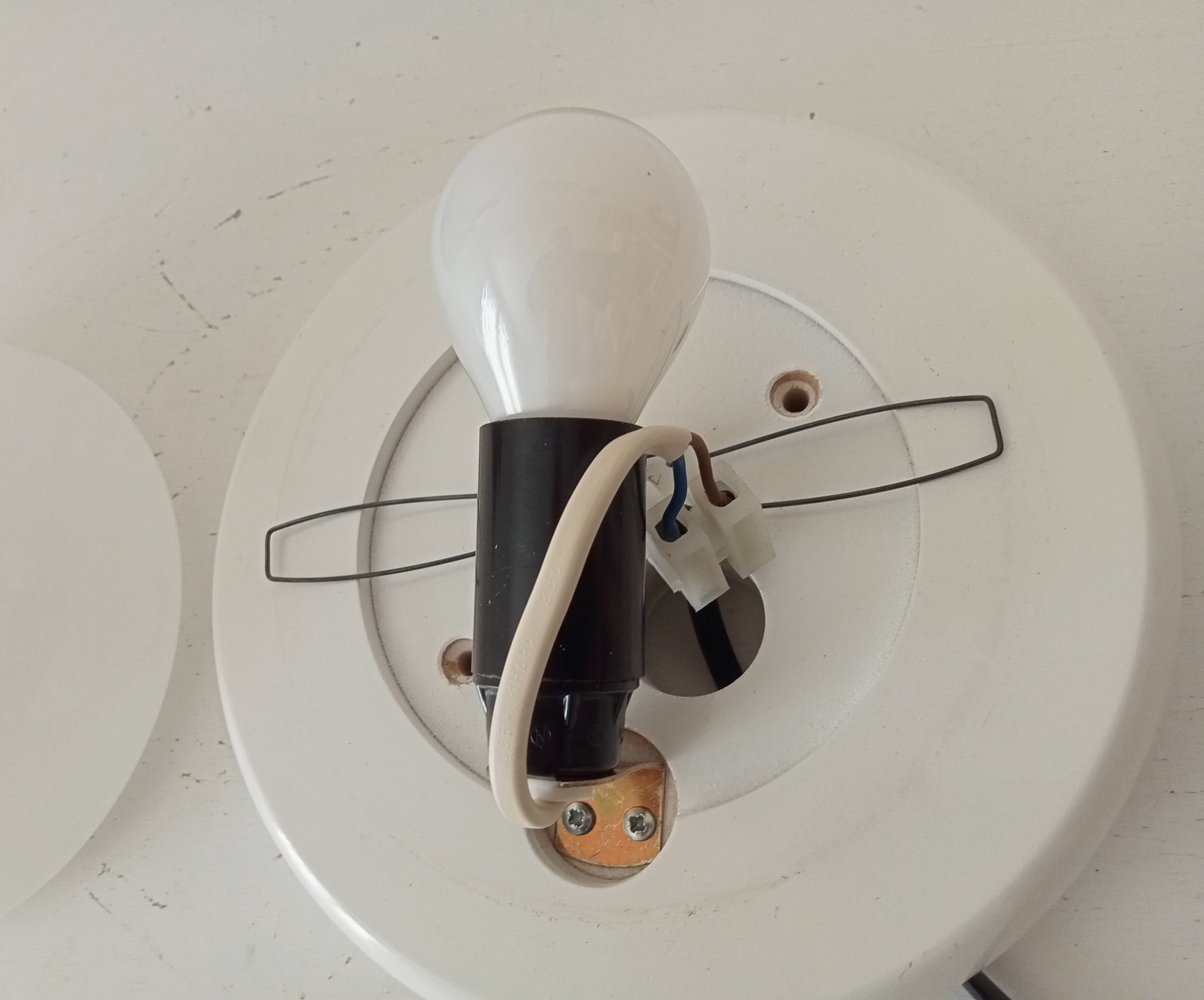 Vintage wall lamp in opaline and lacquered wood