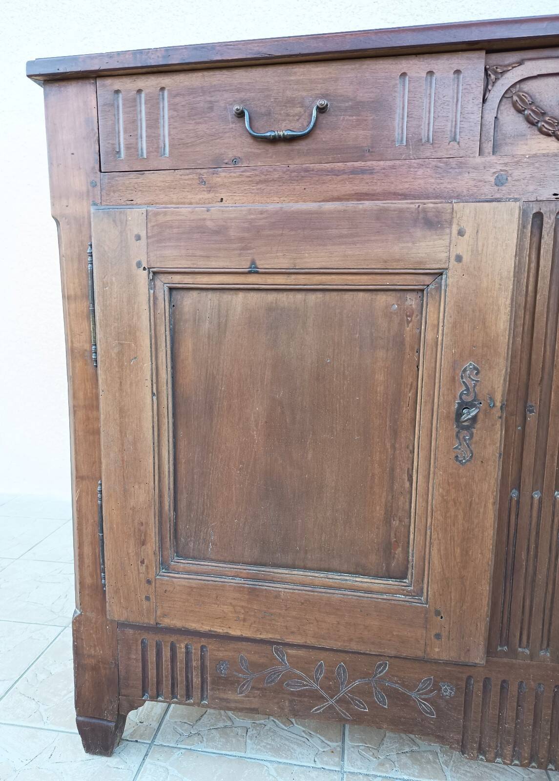 Louis XVI walnut buffet from the 19th century.
