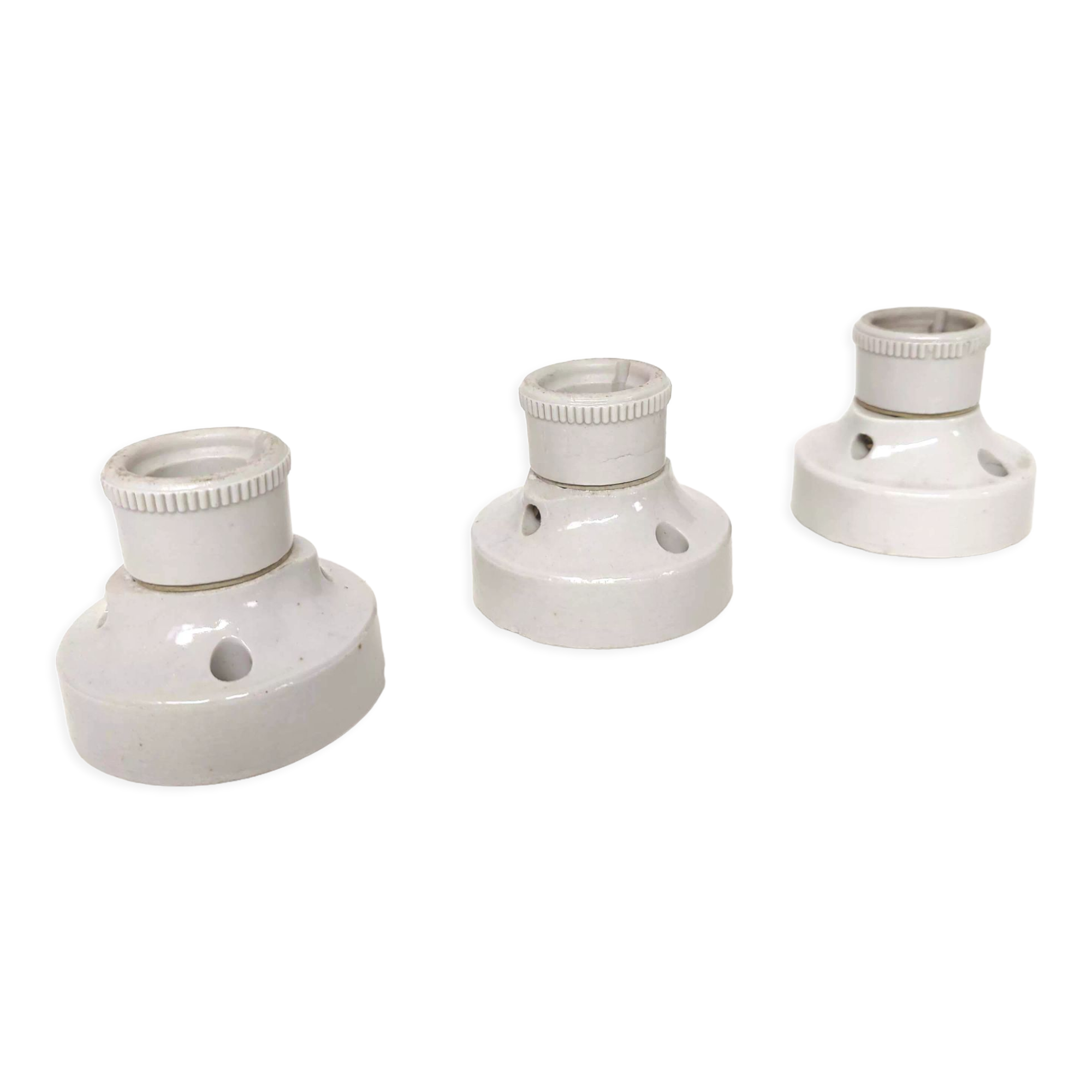 Set of 3 white porcelain sconces