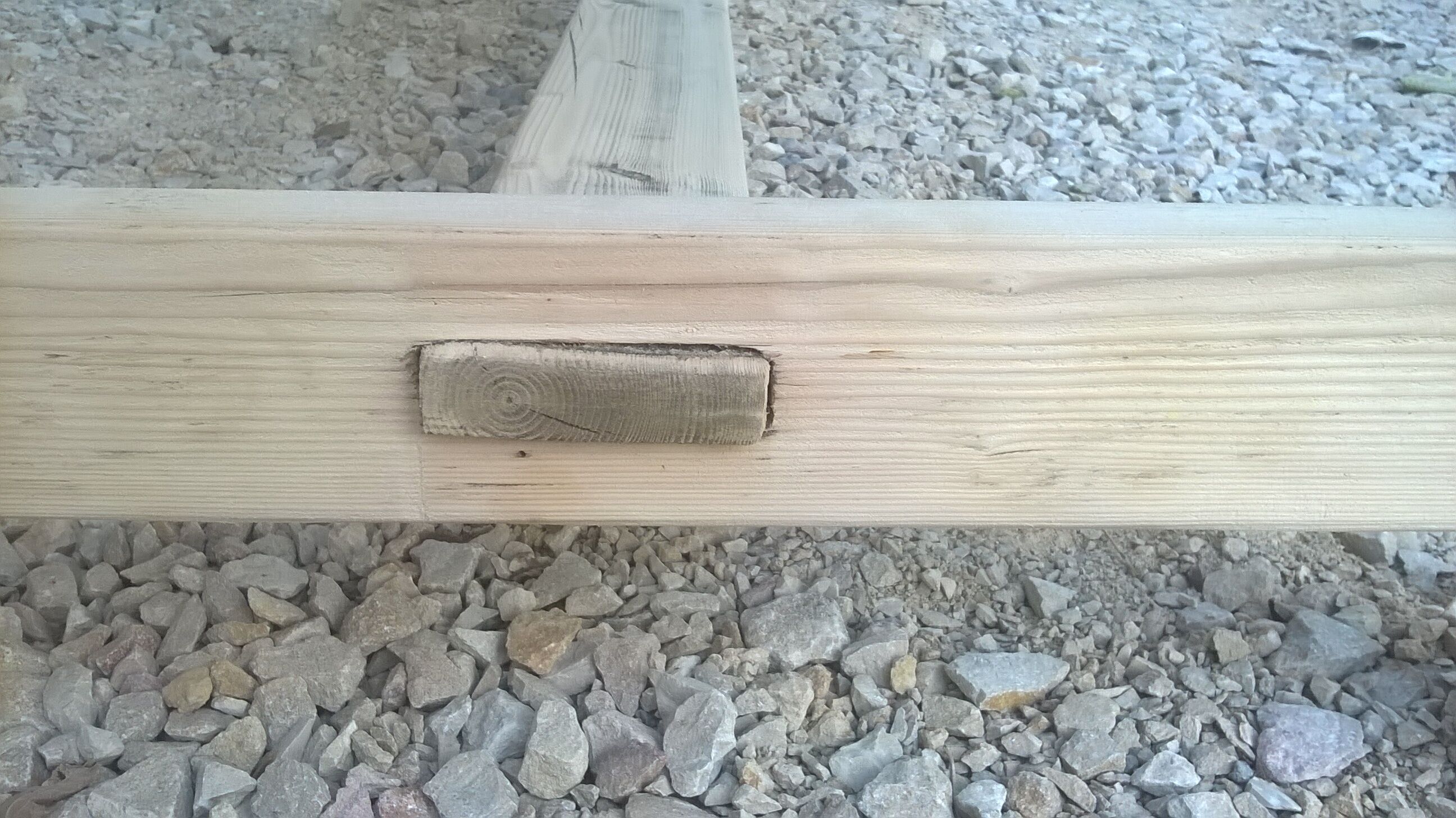 Table de ferme bois brut