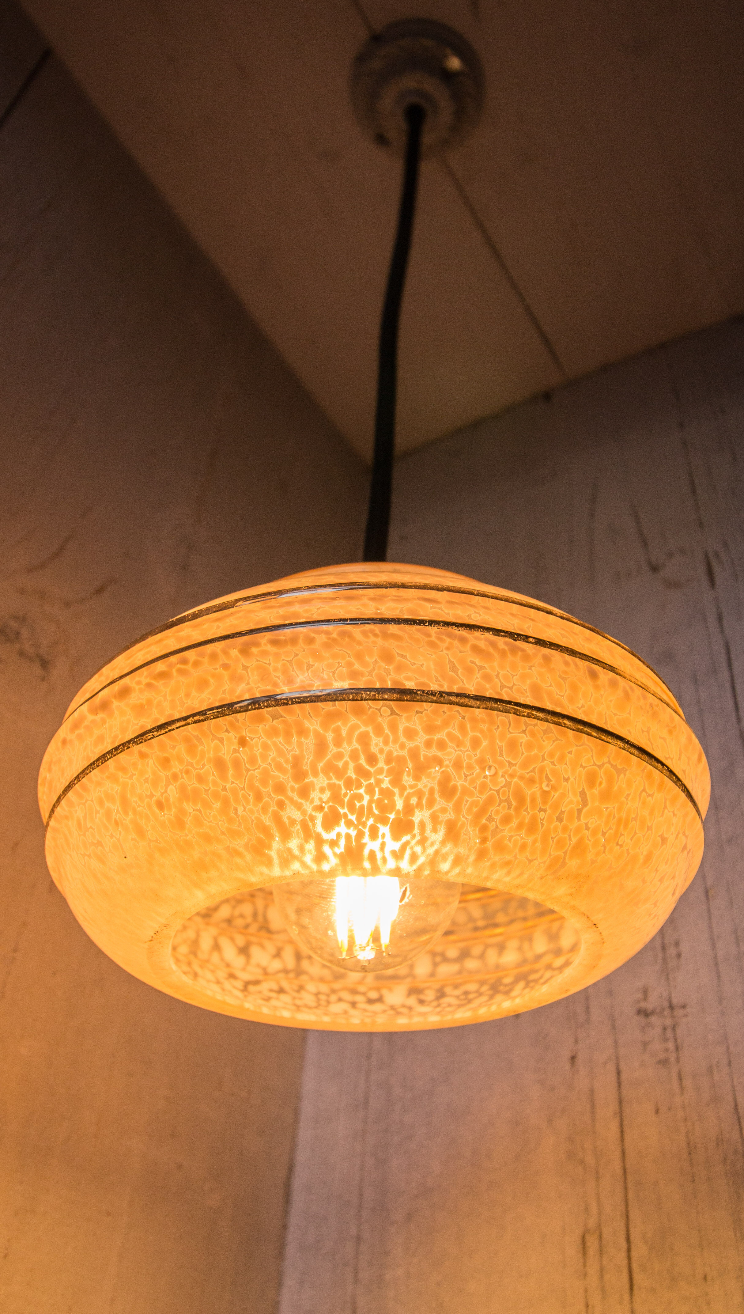 Hanging in opaline rose of the Cristallerie de Clichy