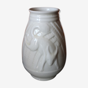 Vase Catteau earthenware cream with squirrels