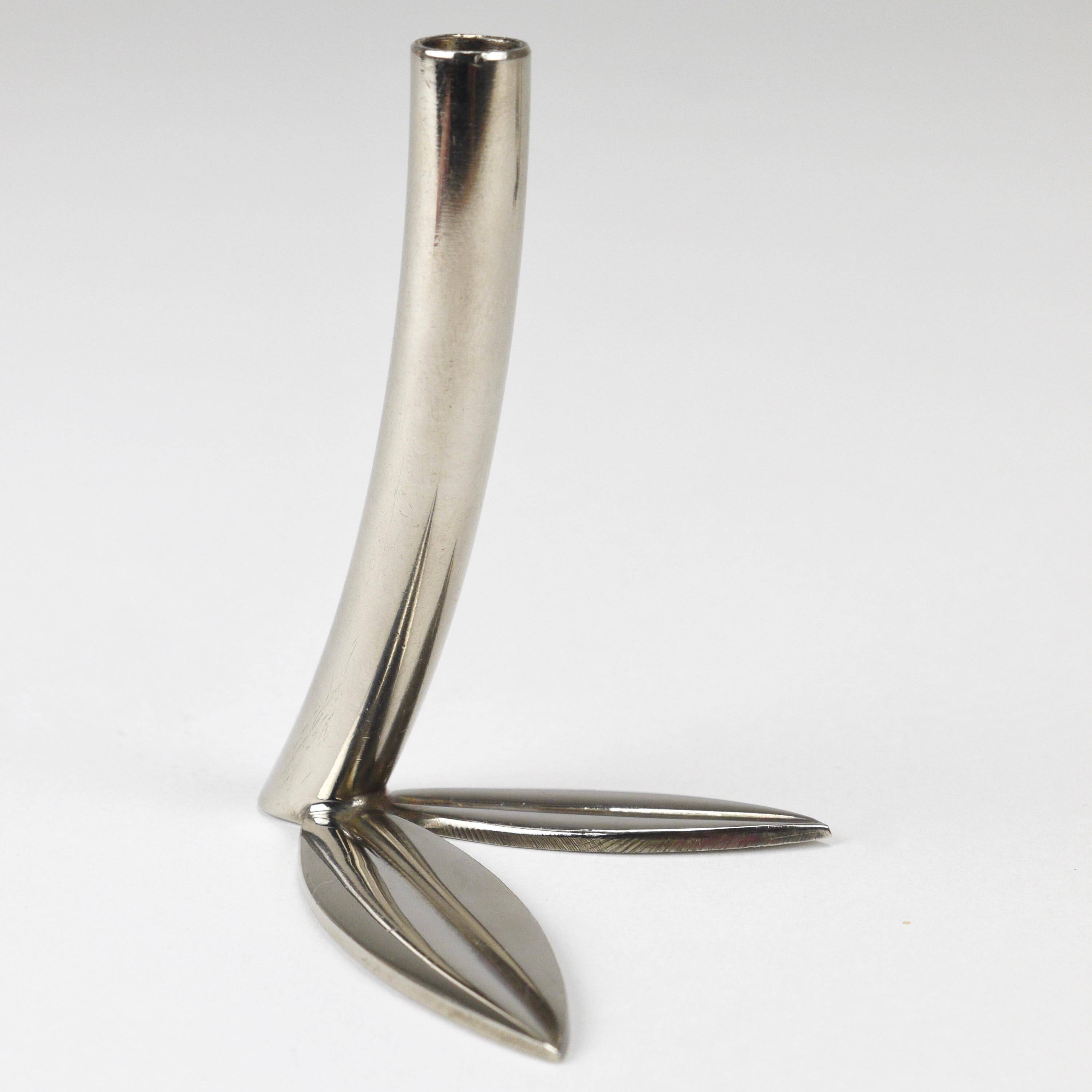 Werkstätte Hagenauer Up to 6 Soliflore Vases Leaf, Brass & Nickel, Vienna, 1960s