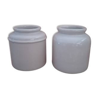 2 sandstone pots