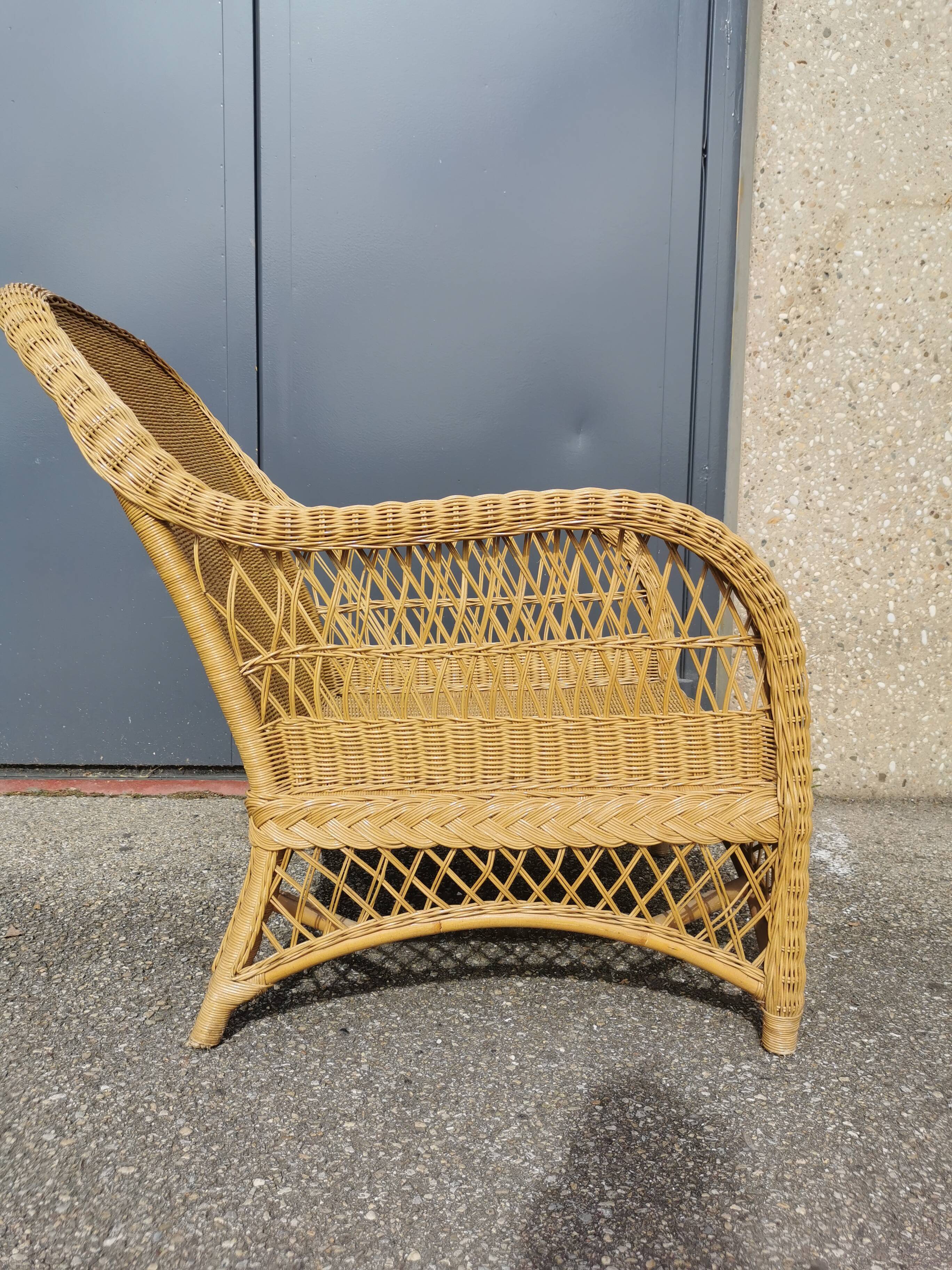 Complete rattan lounge from the 1950s