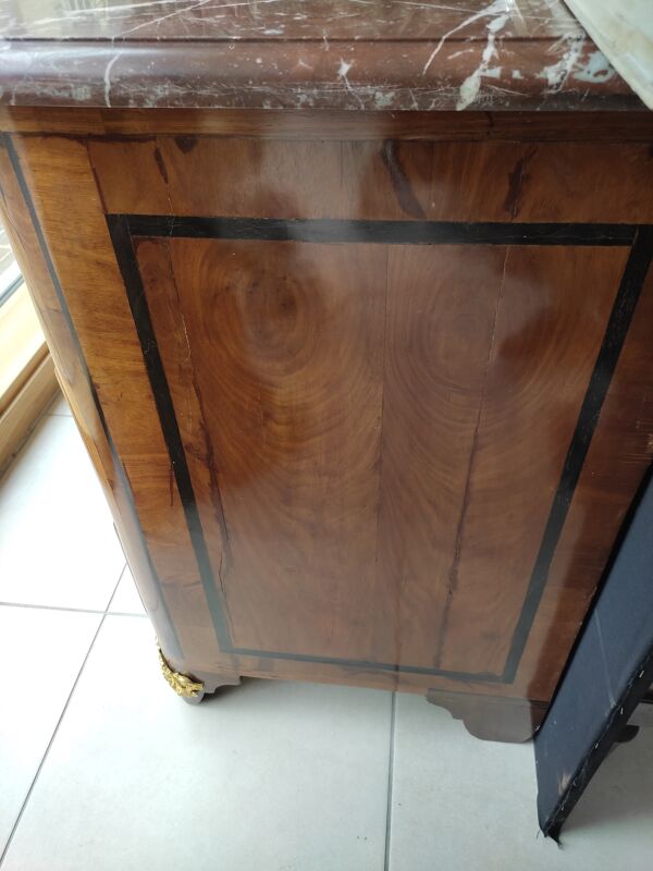 Commode époque Régence