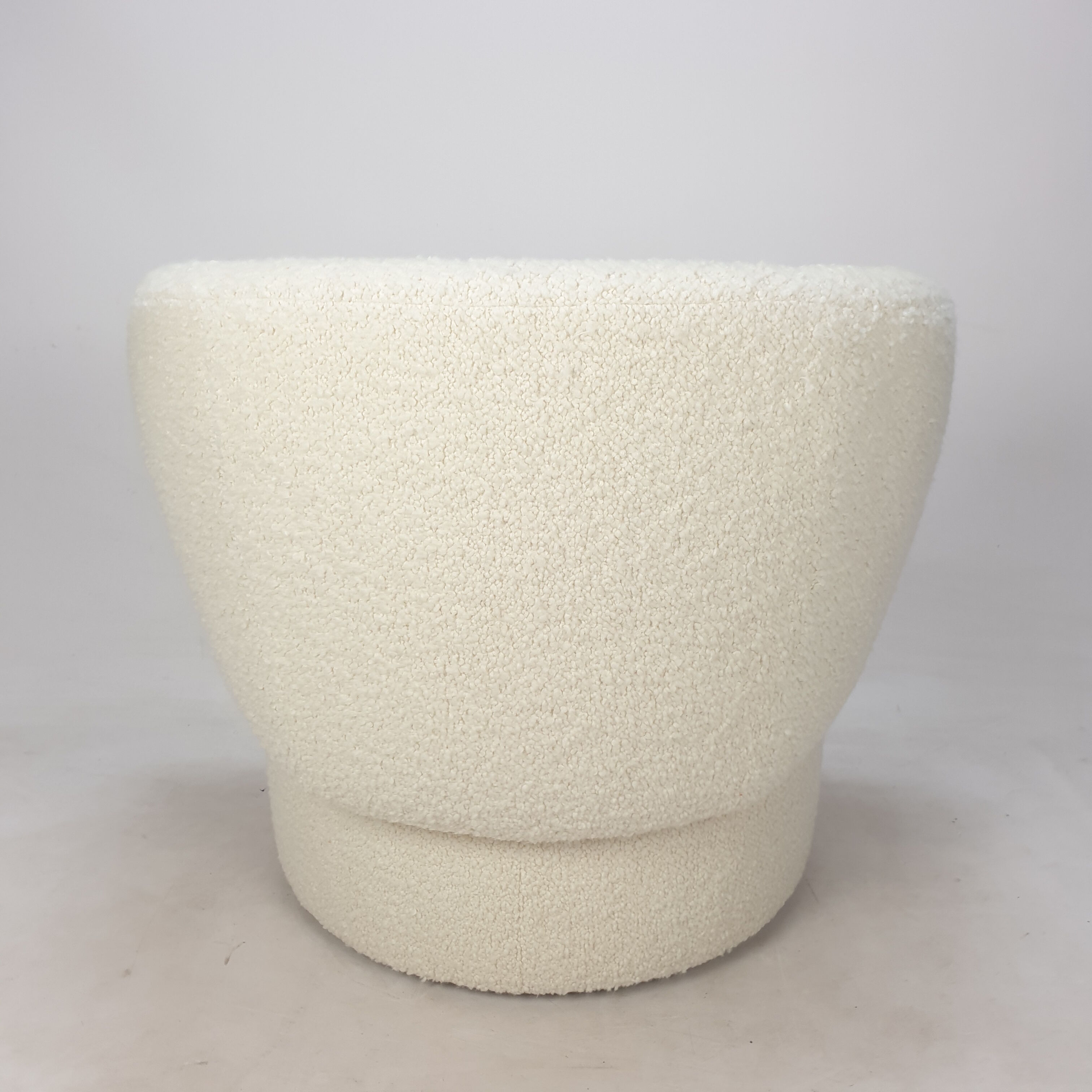 Ensemble de 2 chaises club et 1 pouf par rolf benz
