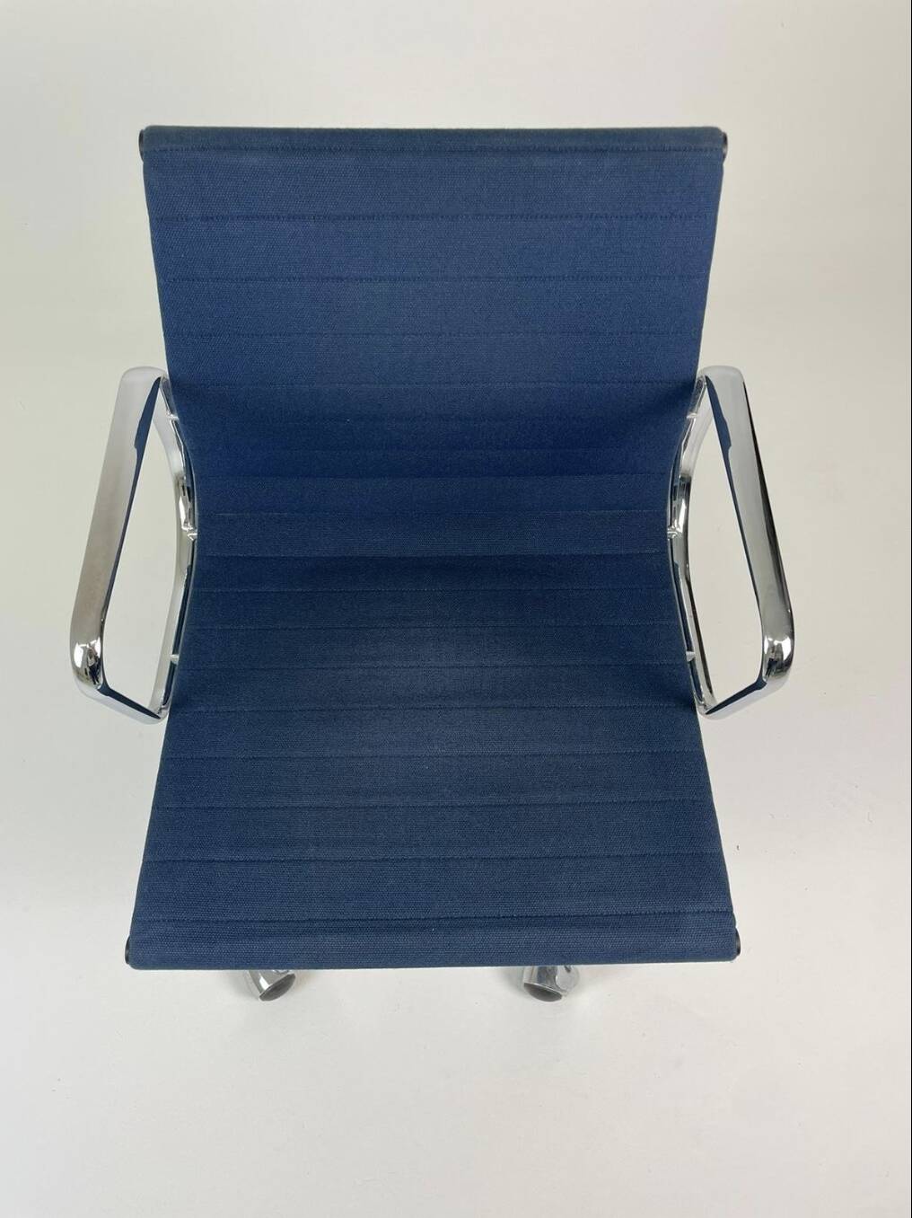 Blue fabric office chair, ICF - Charles Eames, Ray Eames - EA108 aluminum group