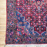 Hand-knoked Persian rug 165 x 113 cm