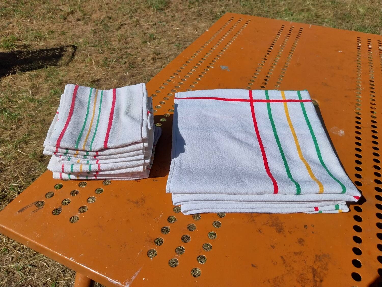 Tablecloth and 10 napkins - Basque linen