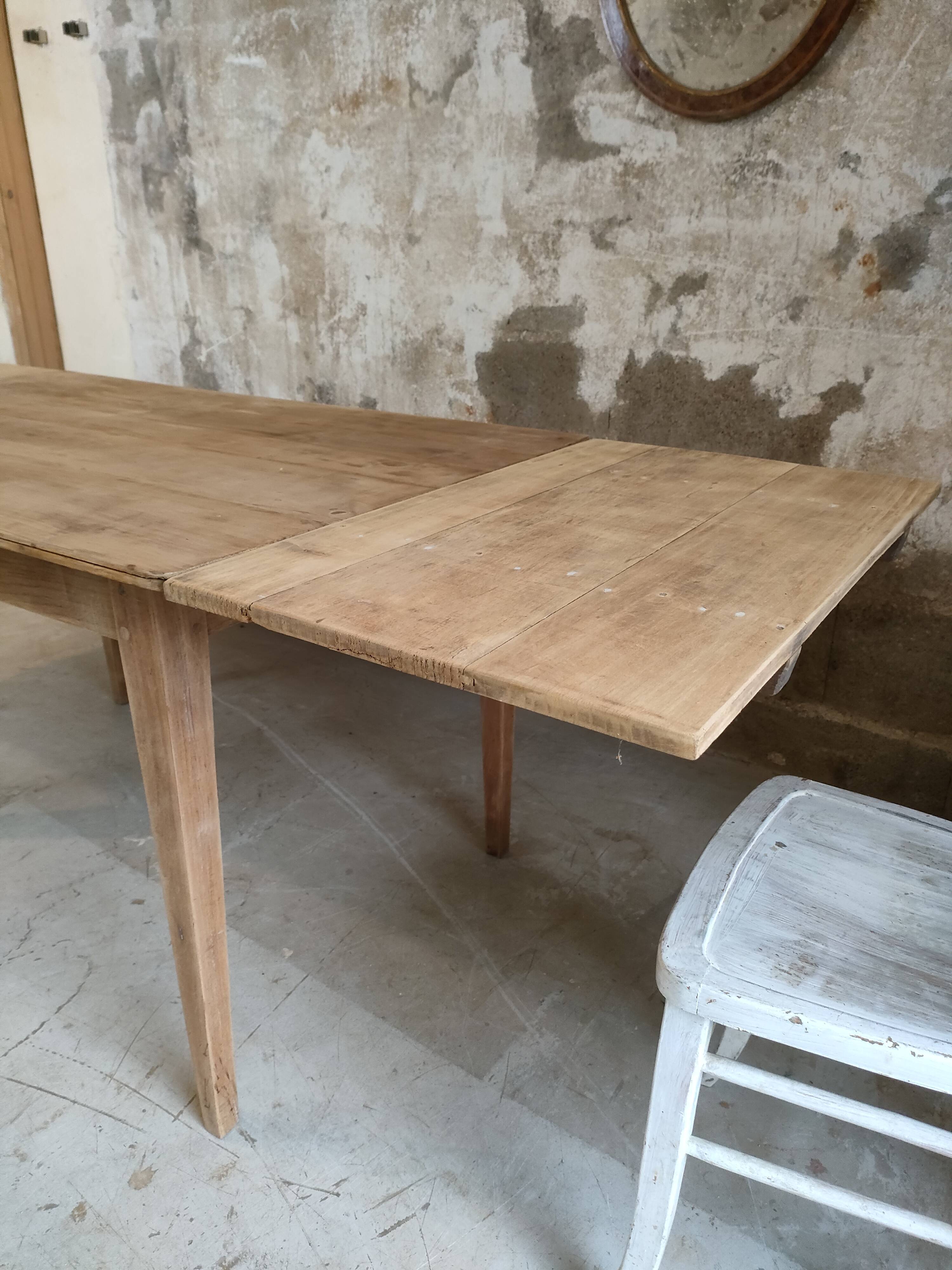 Farmhouse table