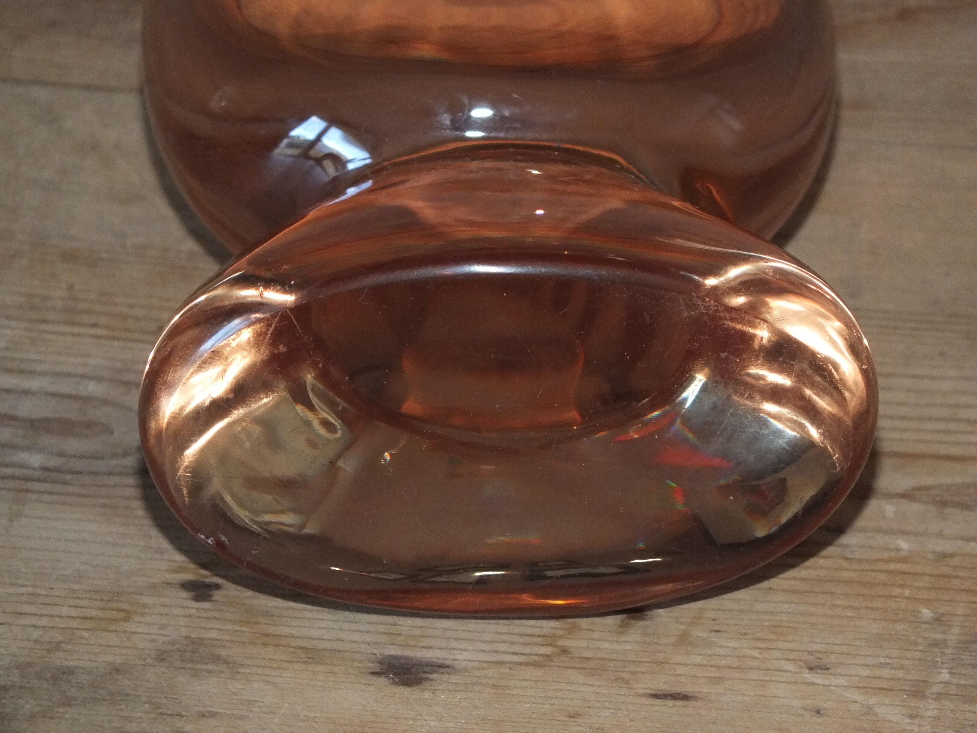 Vintage 60/70s glass vase in pink tinted glass