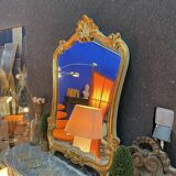 Miroir en bois doré