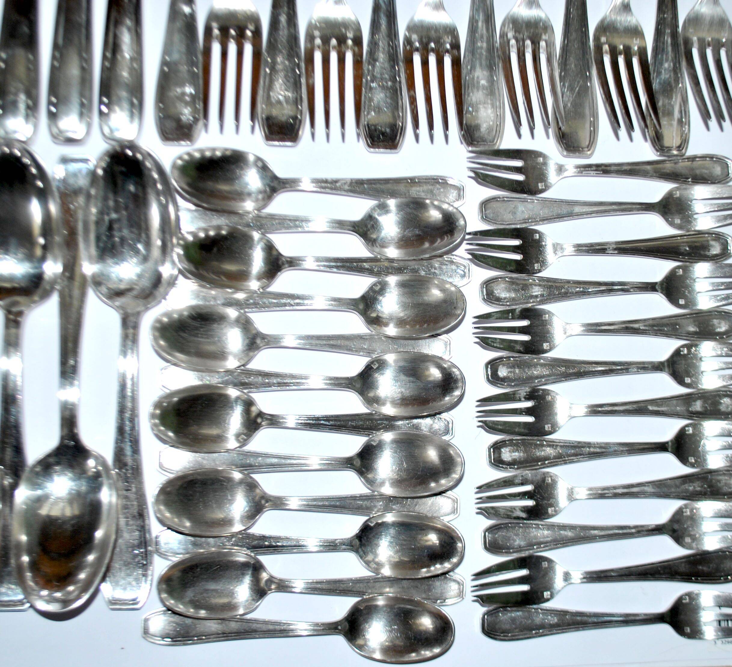 LCF Le Couvert Français cutlery set 60 place settings dessert table modernist design 1950