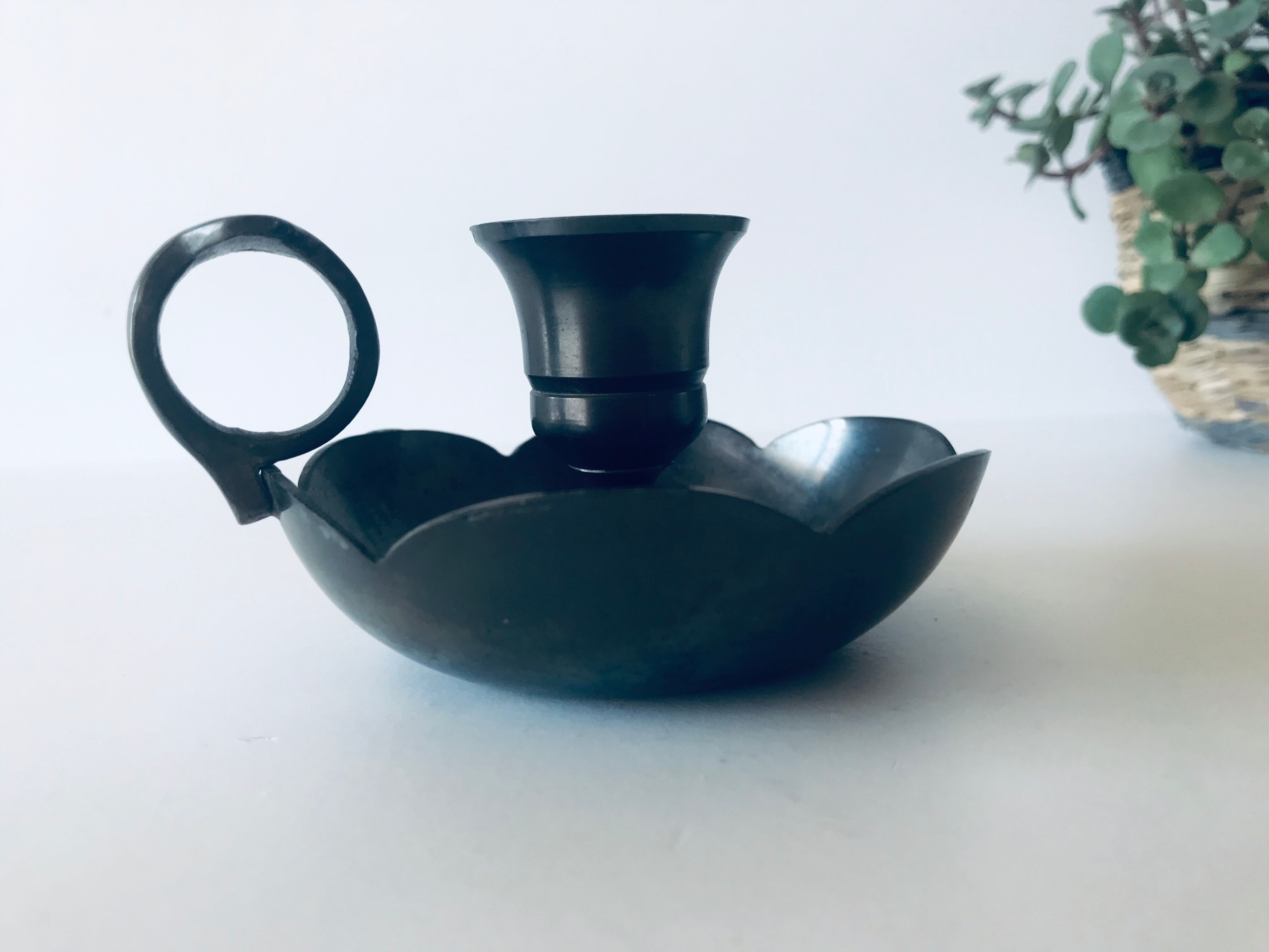 Corolla bougeoir of flowers