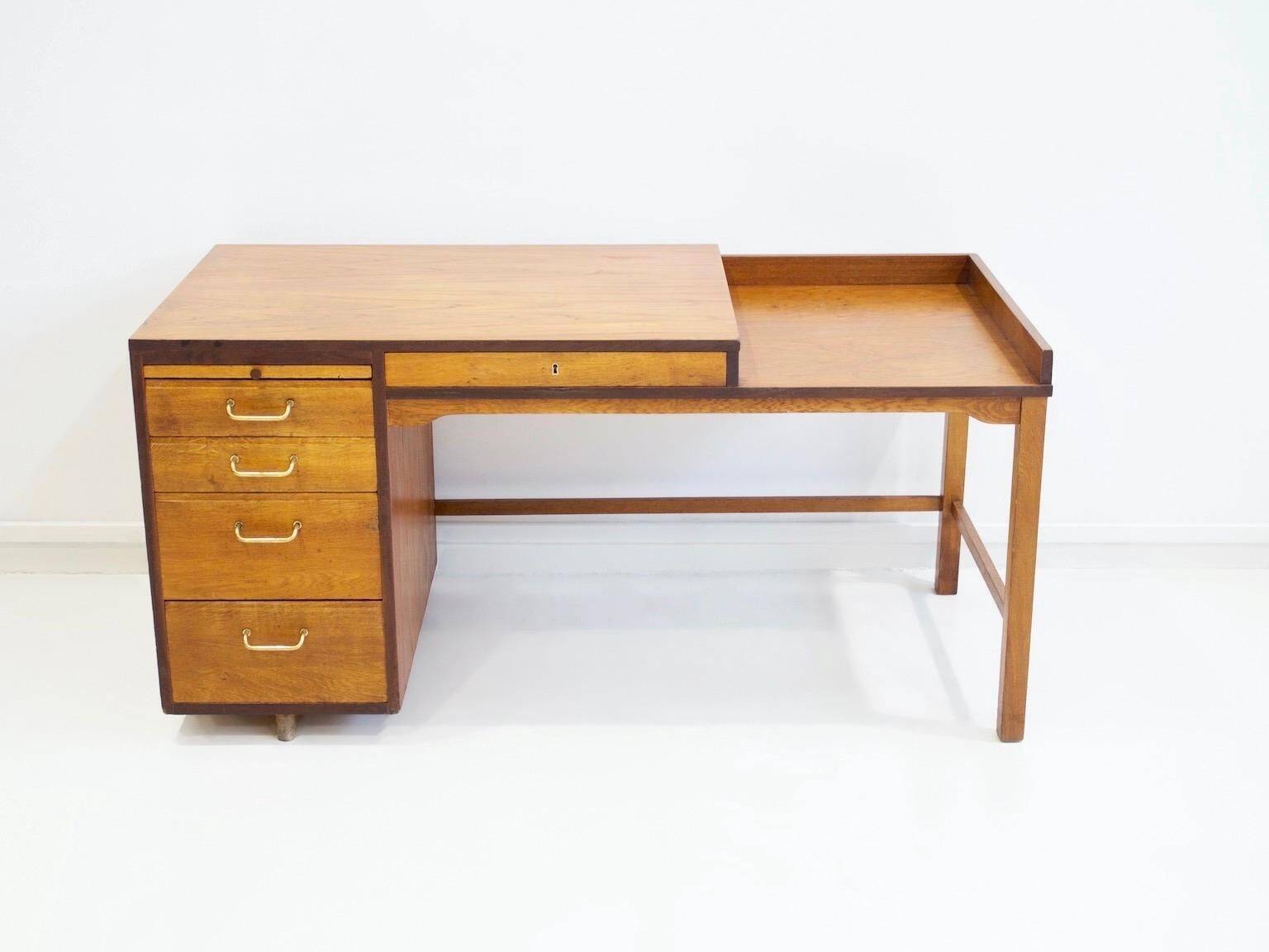 Bureau danois en bois de teck et de chêne