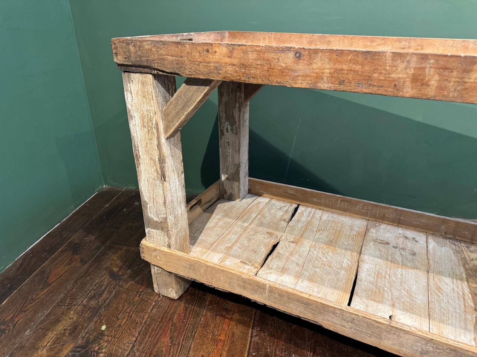 Craft table