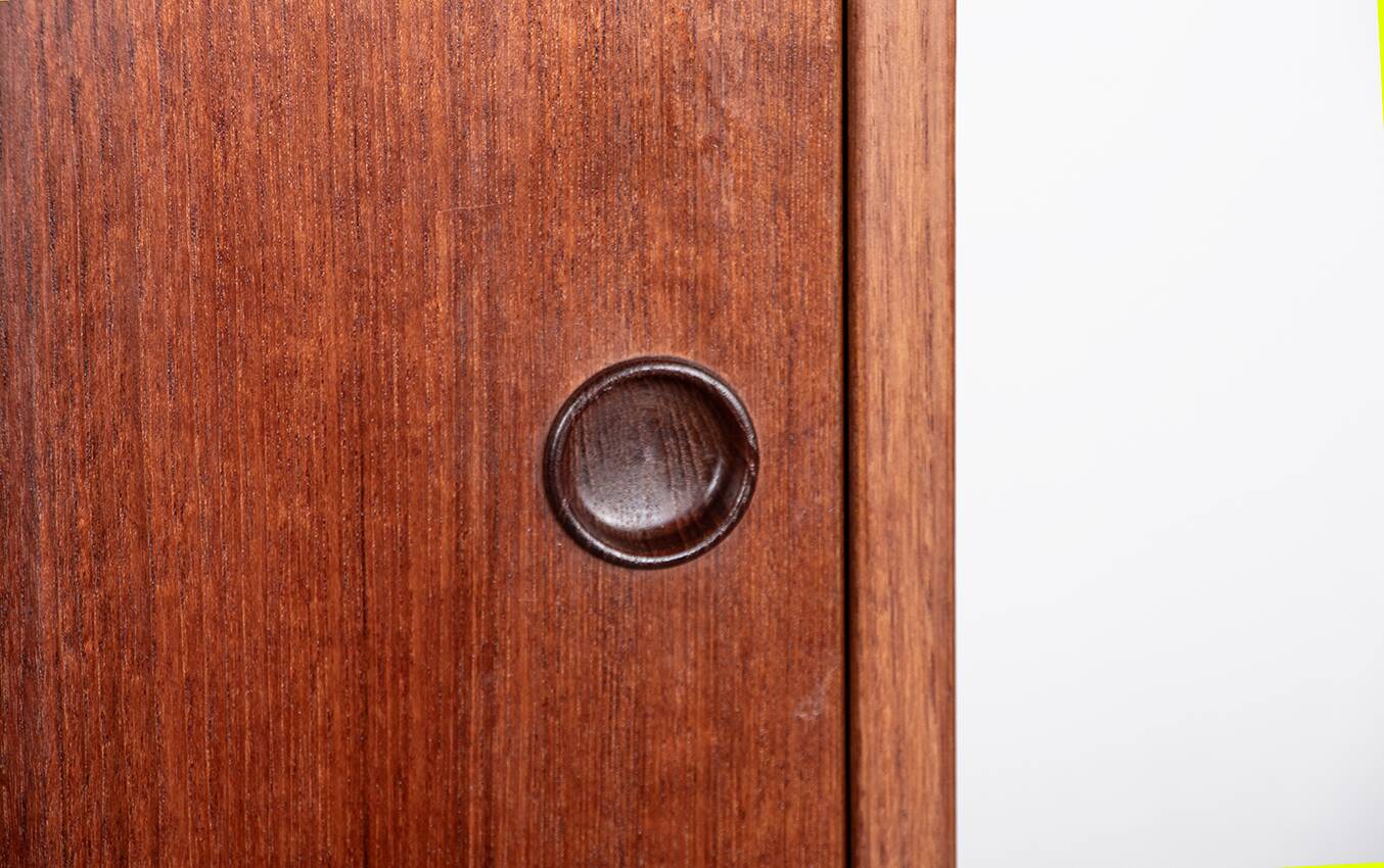Library closed, Danish teak by Borge Mogensen 1960.