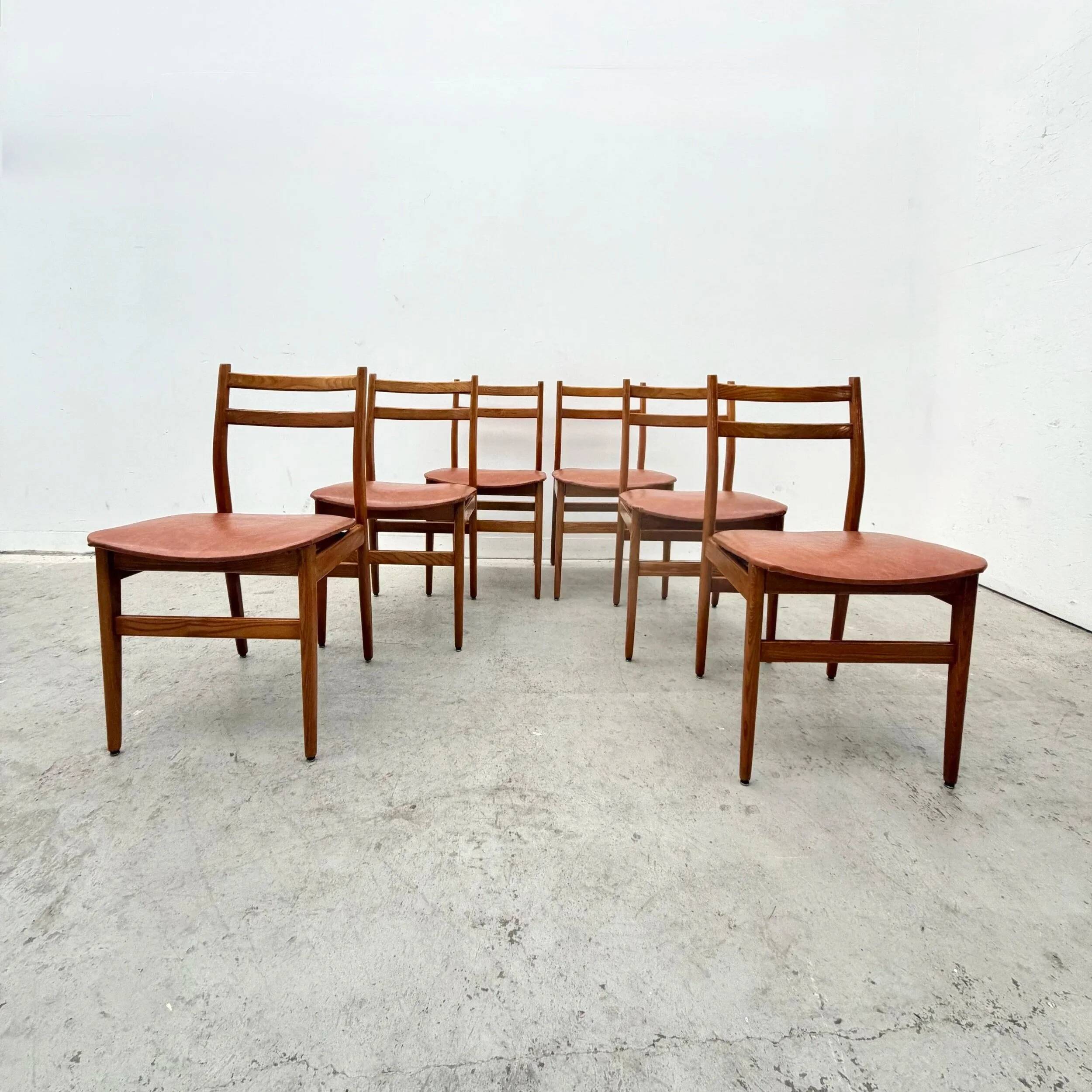 Ensemble de 6 chaises de style scandinave en hêtre, 1970