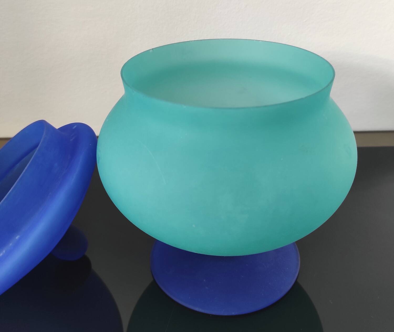 Frosted glass bonbonnière "Carlo Moretti"