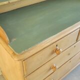 Old Pichpin chest of drawers