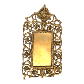Frame in openwork gilded bronze