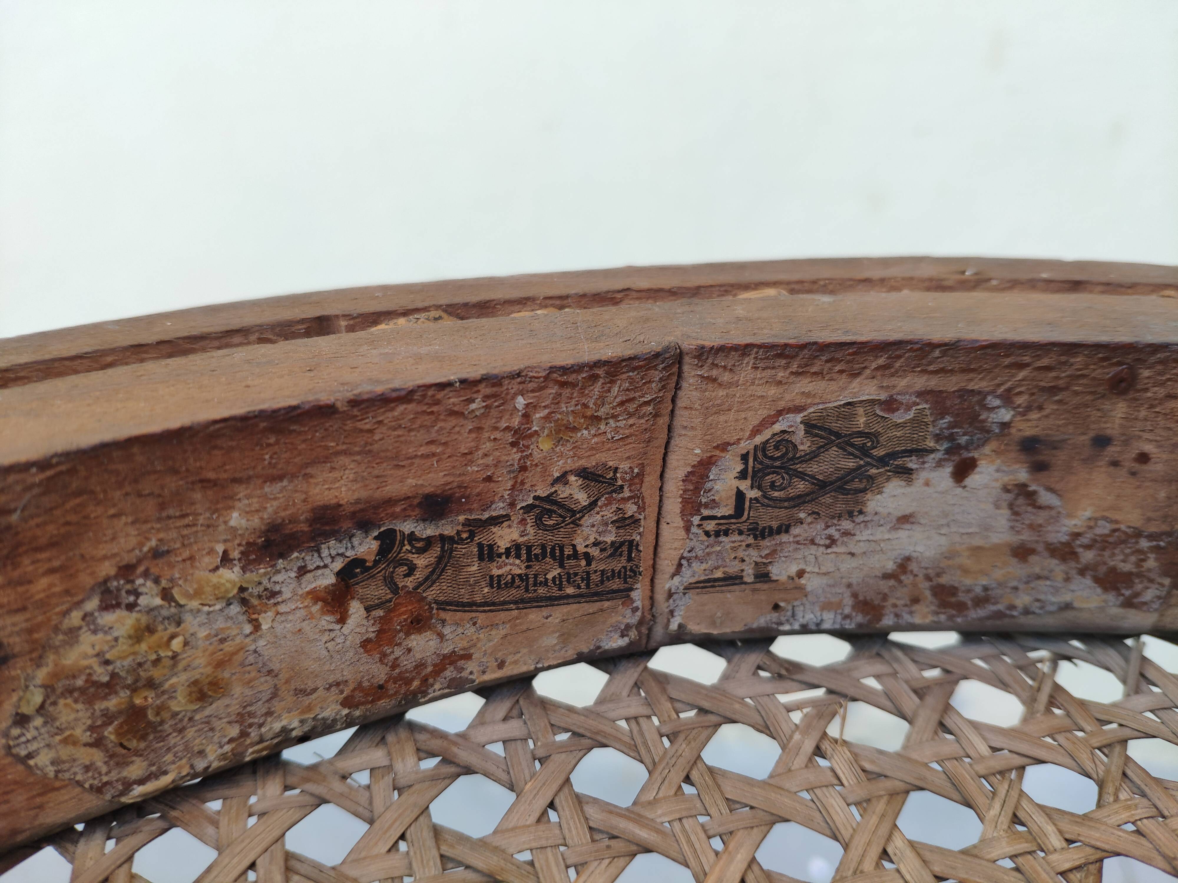 Pair of chairs Thonet n.  14 from 1861-1865, marked with a 1A label and a sun print