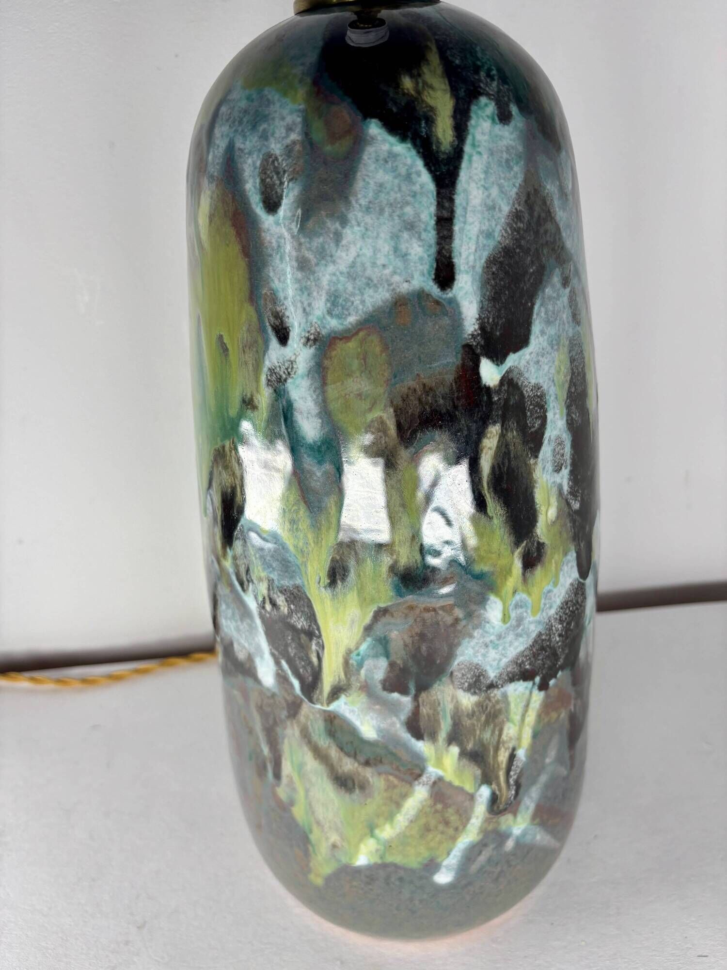 Sculptural lamp in glazed ceramic, Scandinavian style, 1970s.