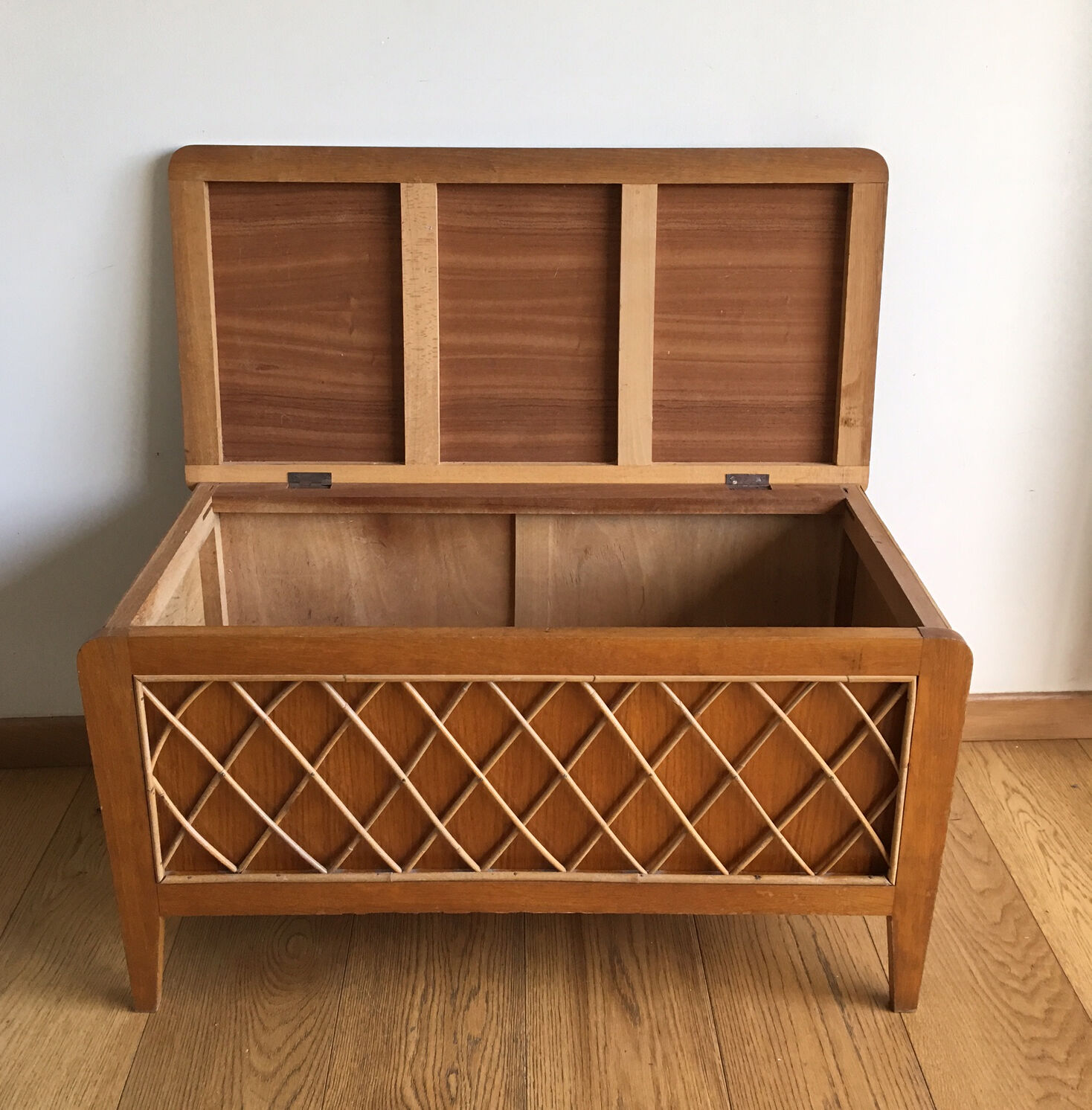 Coffre à jouets vintage "bijou"