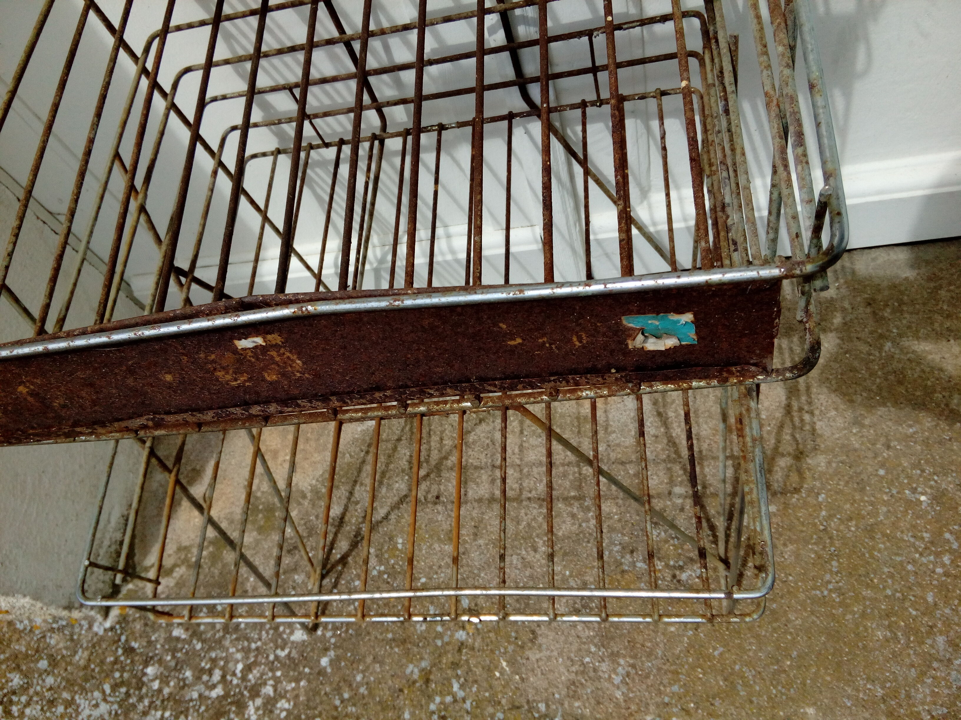 Grocery store display, trade shelf