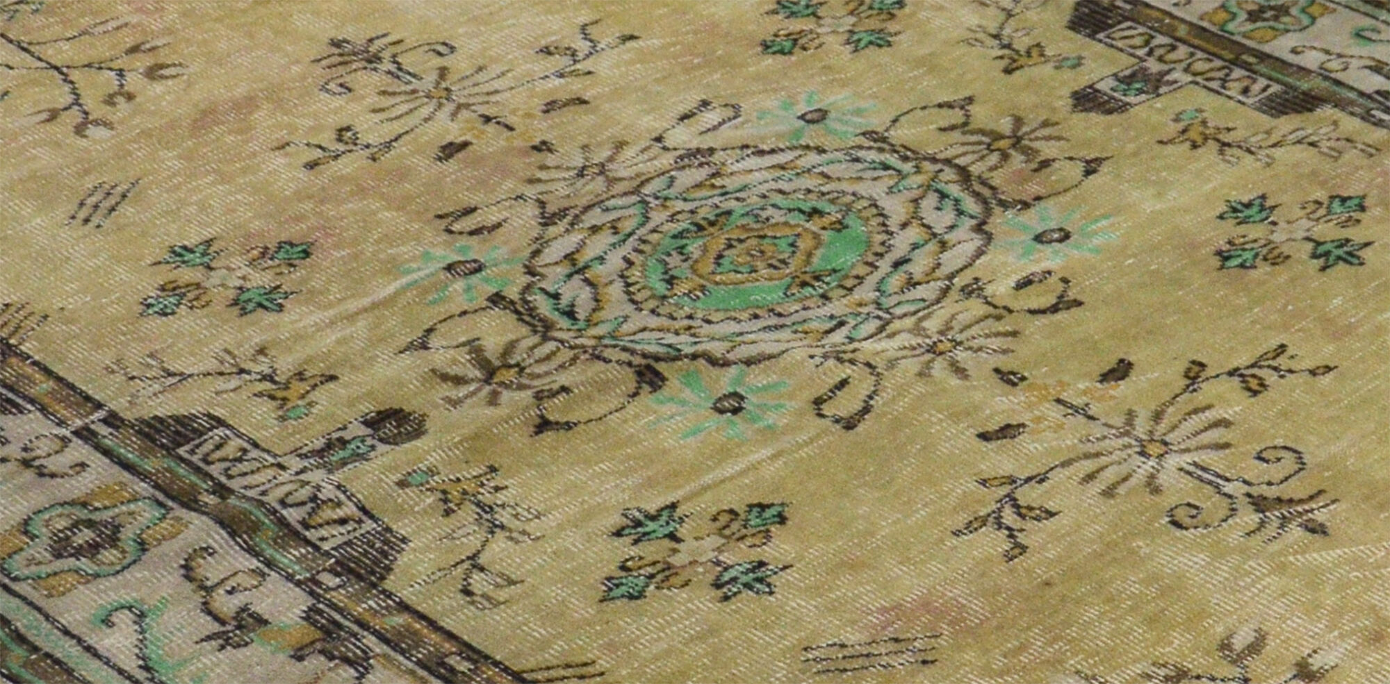 Tapis vintage anatolien fait à la main 294 cm x 192 cm