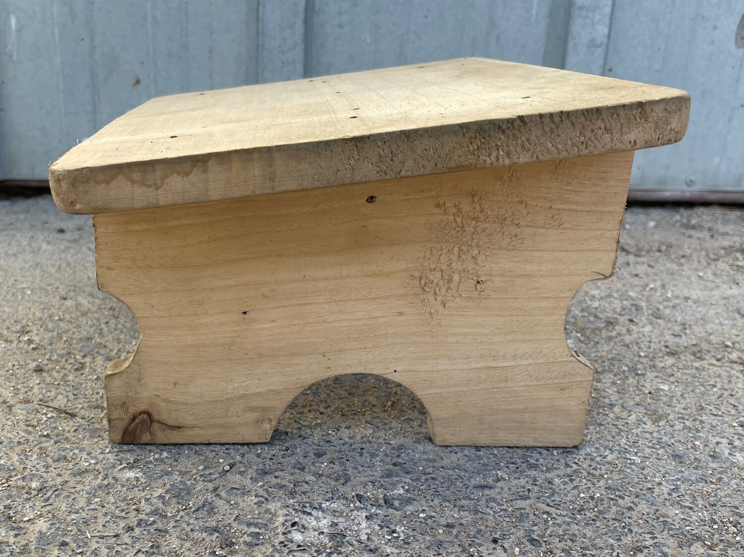 Wooden footrest