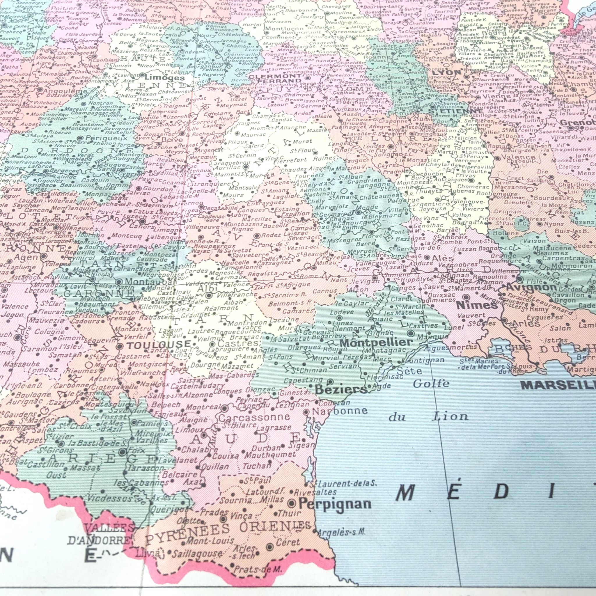 Old map of France and its departments in 1950 43x43cm